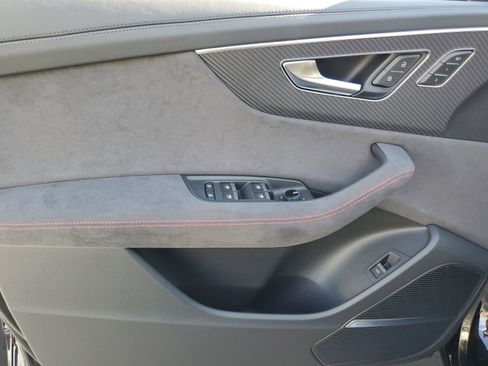 New 2026 Audi RS Q8 performance image 19