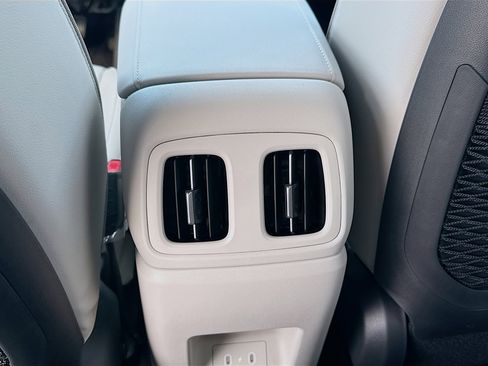 New 2026 Hyundai Tucson Limited image 19