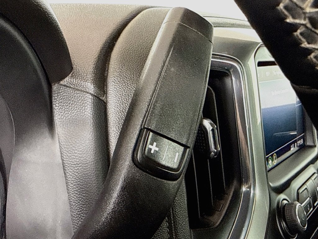 Used 2023 Chevrolet Silverado 2500 LT AWD/4WD image 16