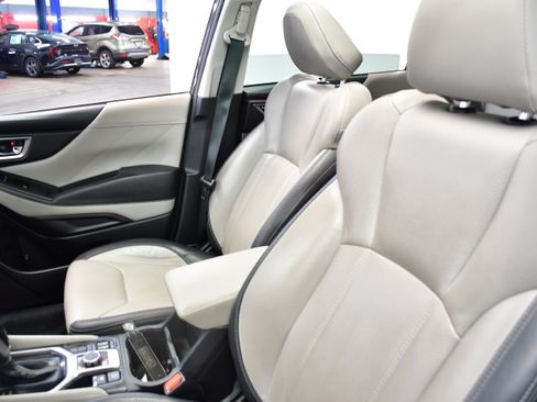 Used 2022 Subaru Forester Limited AWD/4WD image 9