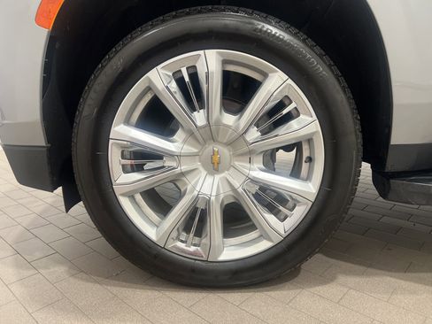 Used 2023 Chevrolet Tahoe High Country image 32