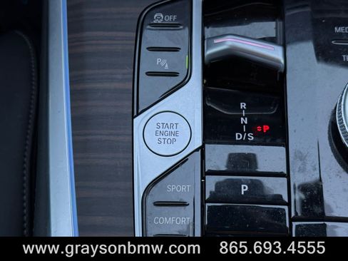 Used 2024 BMW X7 xDrive40i AWD/4WD image 27