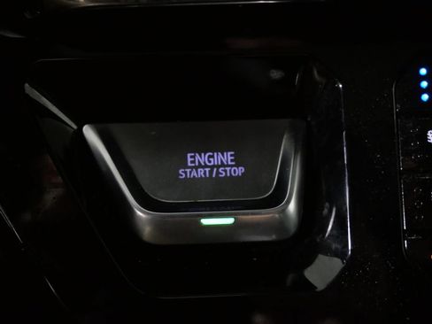 Used 2024 GMC Sierra 1500 Denali AWD/4WD image 26