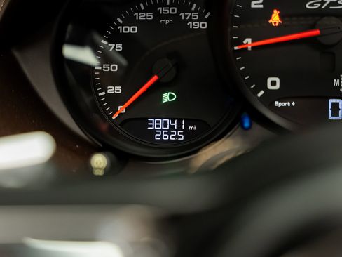 Used 2018 Porsche 718 Boxster GTS image 42