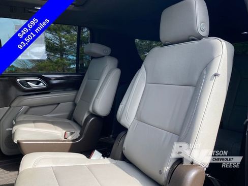 Used 2023 Chevrolet Suburban Z71 w/ Luxury Package AWD/4WD image 17