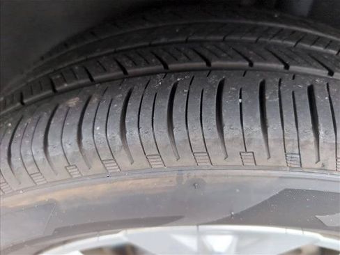 Used 2024 Honda HR-V LX image 30