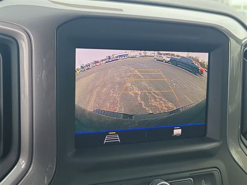 Used 2020 Chevrolet Silverado 2500 Custom w/ Custom Value Package image 27