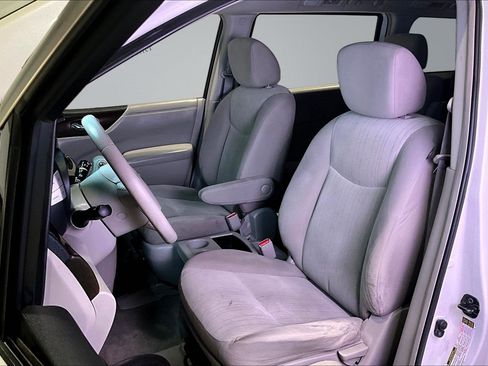 Used 2016 Nissan Quest SV FWD image 22