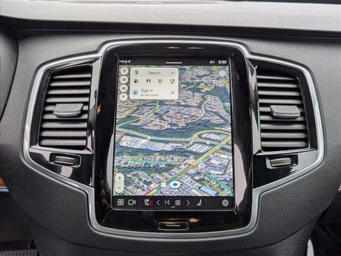 Used 2024 Volvo XC90 B6 Plus w/ Protection Package Premier image 13