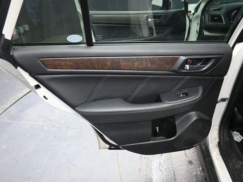 Used 2019 Subaru Outback 2.5i Limited image 15