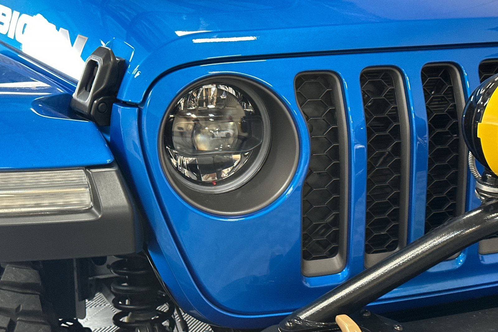 Used 2023 Jeep Wrangler Unlimited Rubicon 392 w/ Trailer Tow Package AWD/4WD image 45