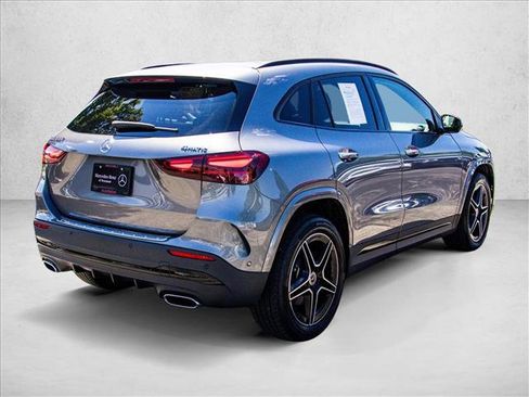 Used 2024 Mercedes-Benz GLA 250 4MATIC image 5