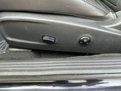 Used 2014 Dodge Challenger R/T Plus image 16