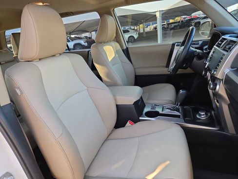 Certified 2024 Toyota 4Runner SR5 Premium w/ Moonroof Package AWD/4WD image 18