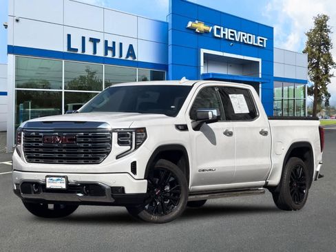 Used 2024 GMC Sierra 1500 Denali w/ Denali Reserve Package AWD/4WD image 1
