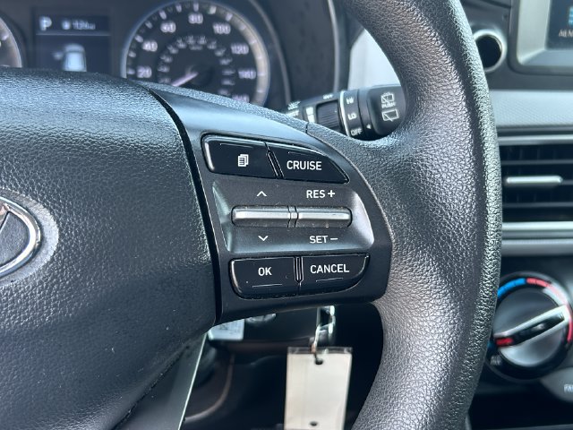 Used 2021 Hyundai Kona SE FWD image 16