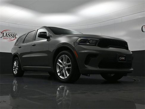 Used 2023 Dodge Durango GT image 34
