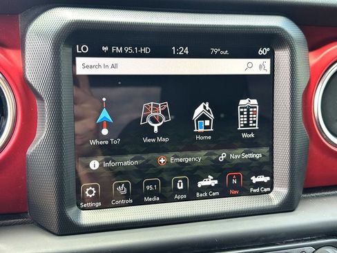 Used 2020 Jeep Gladiator Rubicon AWD/4WD image 23