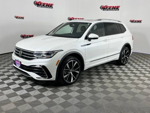 Used 2023 Volkswagen Tiguan SEL R-Line AWD/4WD image 5