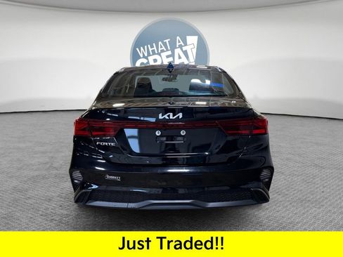 Certified 2023 Kia Forte LXS w/ LXS Technology Package image 5