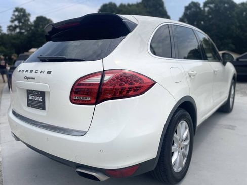 Used 2012 Porsche Cayenne AWD/4WD image 8