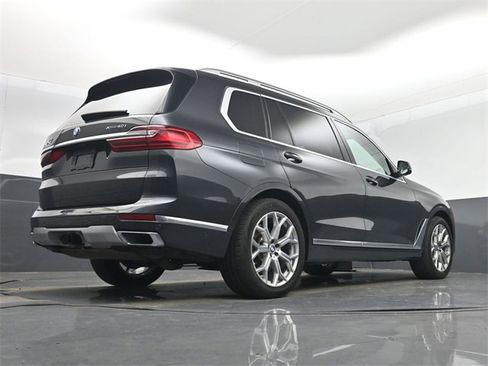 Used 2022 BMW X7 xDrive40i w/ Executive Package image 61