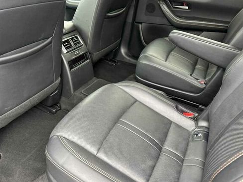 Used 2024 MAZDA CX-90 3.3 Turbo w/ Premium Package image 11