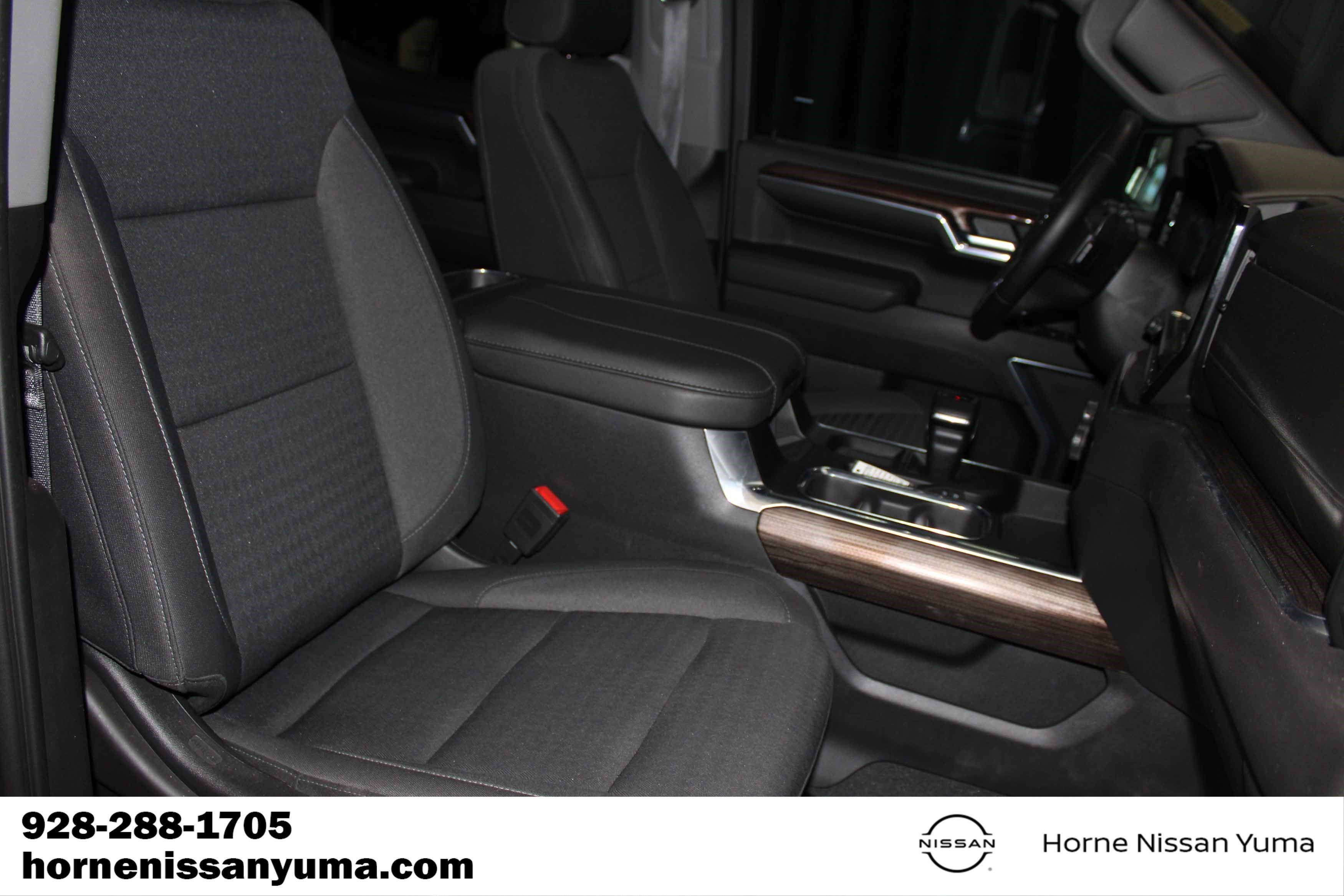 Used 2023 Chevrolet Silverado 1500 LT Trail Boss AWD/4WD image 6