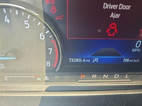 Used 2023 Ford Explorer XLT w/ Equipment Group 202A AWD/4WD image 14