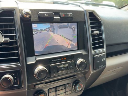 Used 2018 Ford F150 XLT w/ Equipment Group 302A Luxury AWD/4WD image 17