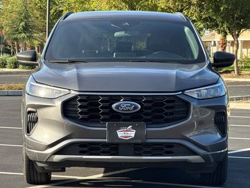 Used 2023 Ford Escape ST-Line image 11