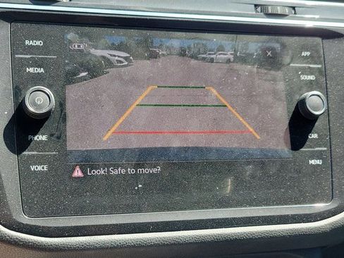 Used 2021 Volkswagen Tiguan SE R-Line FWD image 28