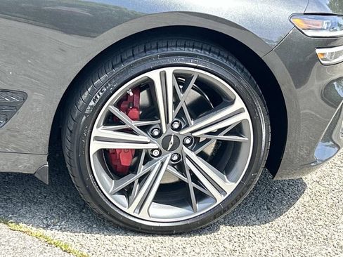 Used 2025 Genesis G70 2.5T w/ Sport Prestige Package RWD image 9