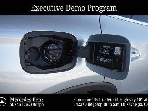 Used 2026 Mercedes-Benz GLC 300 image 12