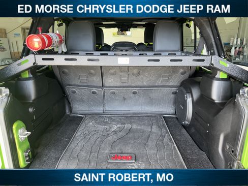 Used 2025 Jeep Wrangler Unlimited Rubicon AWD/4WD image 38