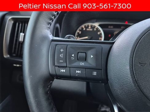 Certified 2024 Nissan Pathfinder SL w/ SL Premium Package FWD image 32