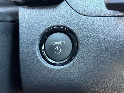 Used 2026 Toyota Camry Hybrid w/ Convenience Package FWD image 24