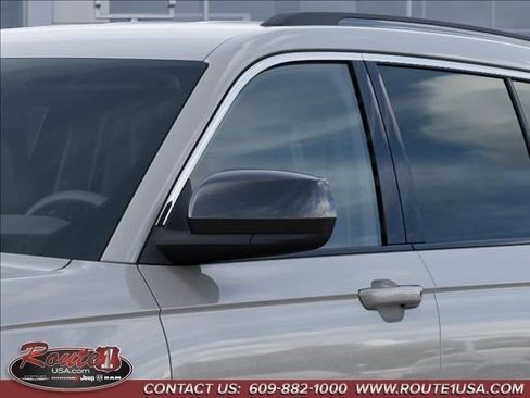 New 2026 Jeep Grand Cherokee L Laredo AWD/4WD image 13