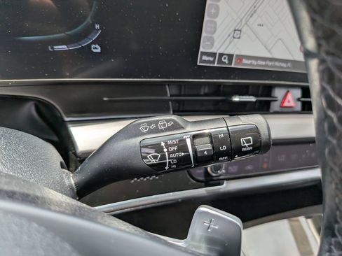 Certified 2024 Kia Sportage EX AWD/4WD image 32