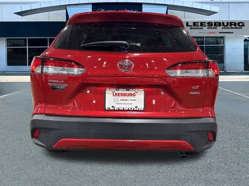 Used 2023 Toyota Corolla Cross LE image 6