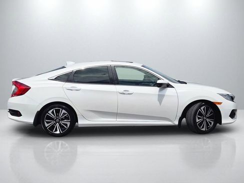 Used 2018 Honda Civic EX-T image 6