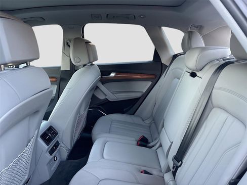 Used 2022 Audi Q5 2.0T Premium Plus image 28