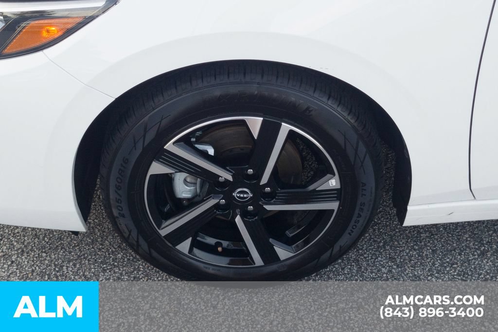 Used 2024 Nissan Sentra SV FWD image 12