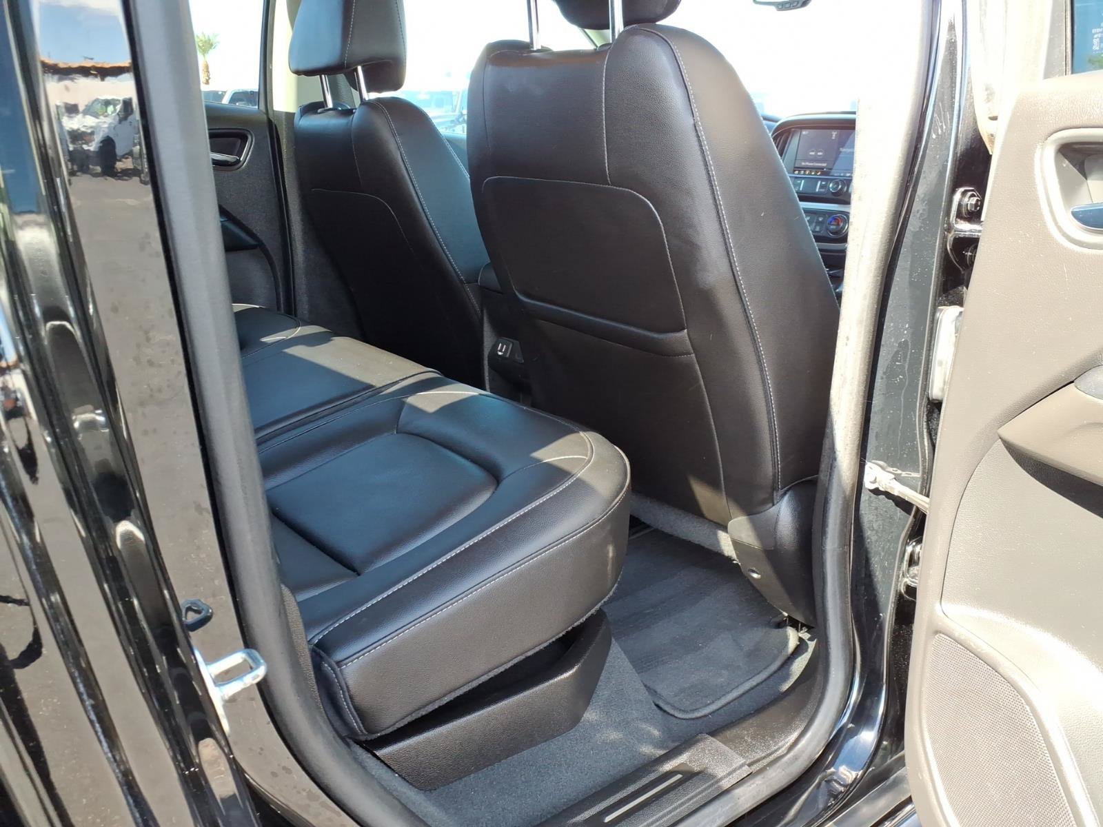 Used 2021 Chevrolet Colorado LT w/ LT Convenience Package AWD/4WD image 12