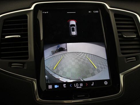 Certified 2023 Volvo XC90 B5 Core w/ Protection Package Premier image 13