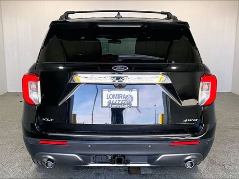 Used 2022 Ford Explorer XLT w/ XLT Sport Appearance Package image 6