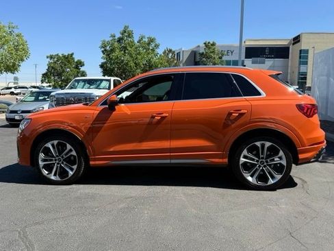 Used 2020 Audi Q3 2.0T Premium Plus w/ Premium Plus Package AWD/4WD image 4