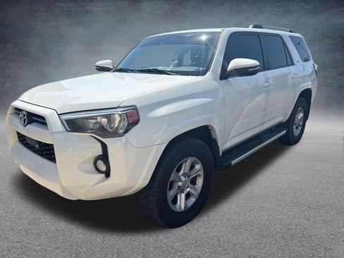 Used 2020 Toyota 4Runner SR5 Premium w/ Moonroof Package AWD/4WD image 3