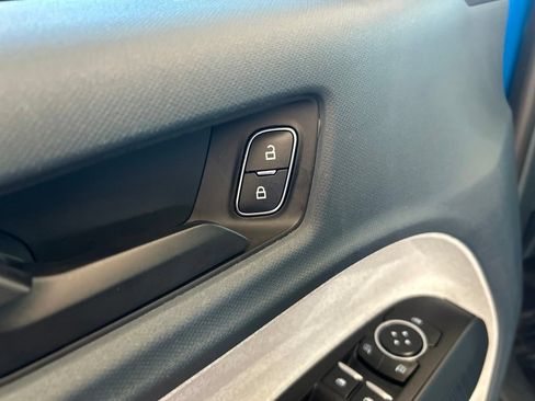 Used 2022 Ford Maverick XLT FWD image 36