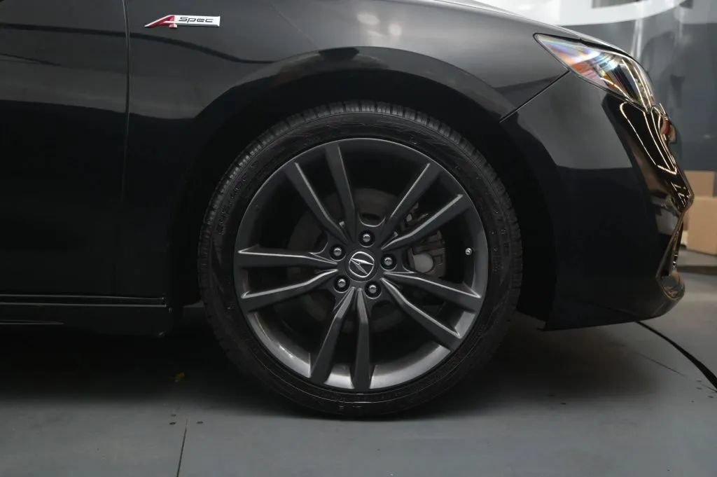 Used 2020 Acura TLX w/ Technology & A-SPEC Package FWD image 18